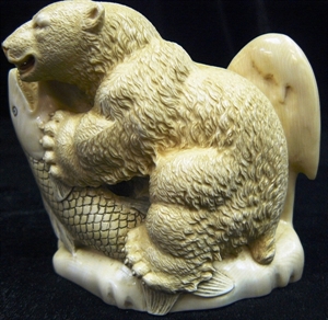 Picture of Bear & fish (K0502-0031)