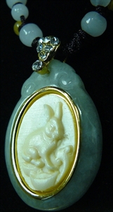 Picture of IVORY & JADE NECKLACE - RABBIT (I12-04)