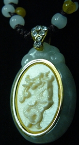 Picture of IVORY & JADE NECKLACE - DRAGON (I12-05)