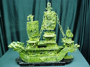 Picture of 24" GREEN JADE DRAGON BOAT (BJ60)
