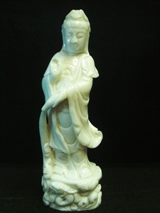 Picture of 20" White Jade Kwanyin with Dragon (WJ57)